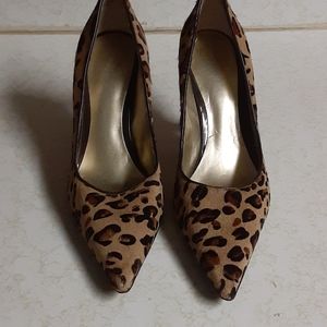 Women's Nine West size 9 pumps/shoes